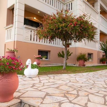 Lady Elena Hotel Ammoudia Exteriör bild