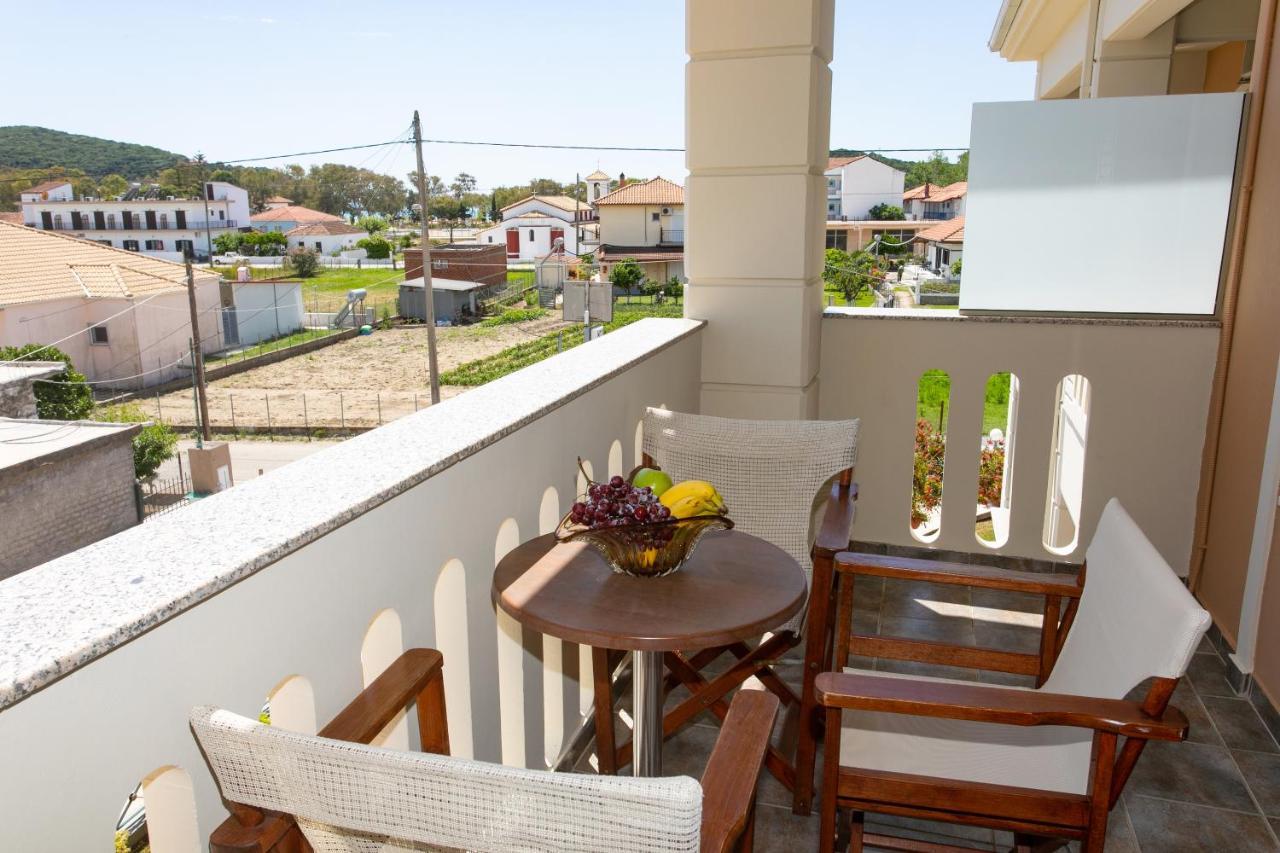 Lady Elena Hotel Ammoudia Exteriör bild
